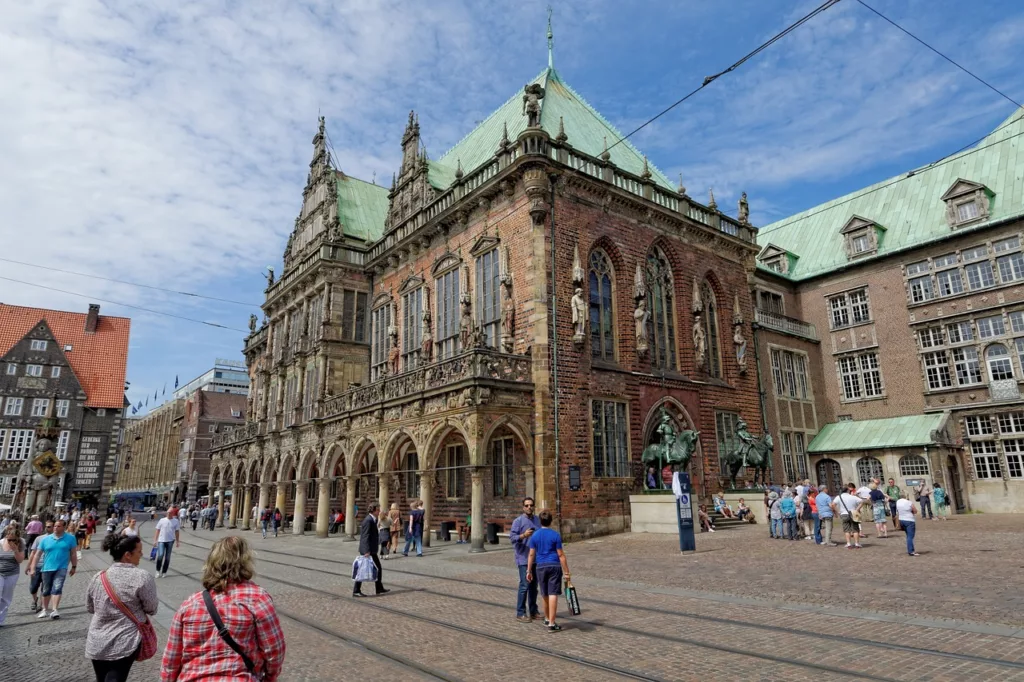 town hall, bremen, germany-2408071.jpg