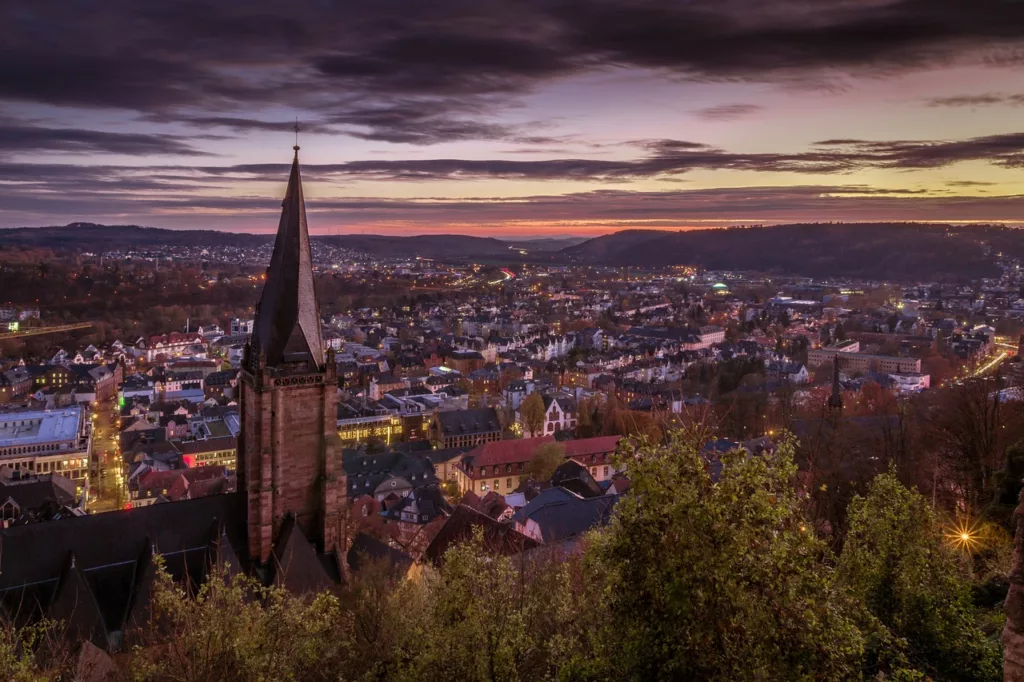 Marburg nach Sonnenuntergang