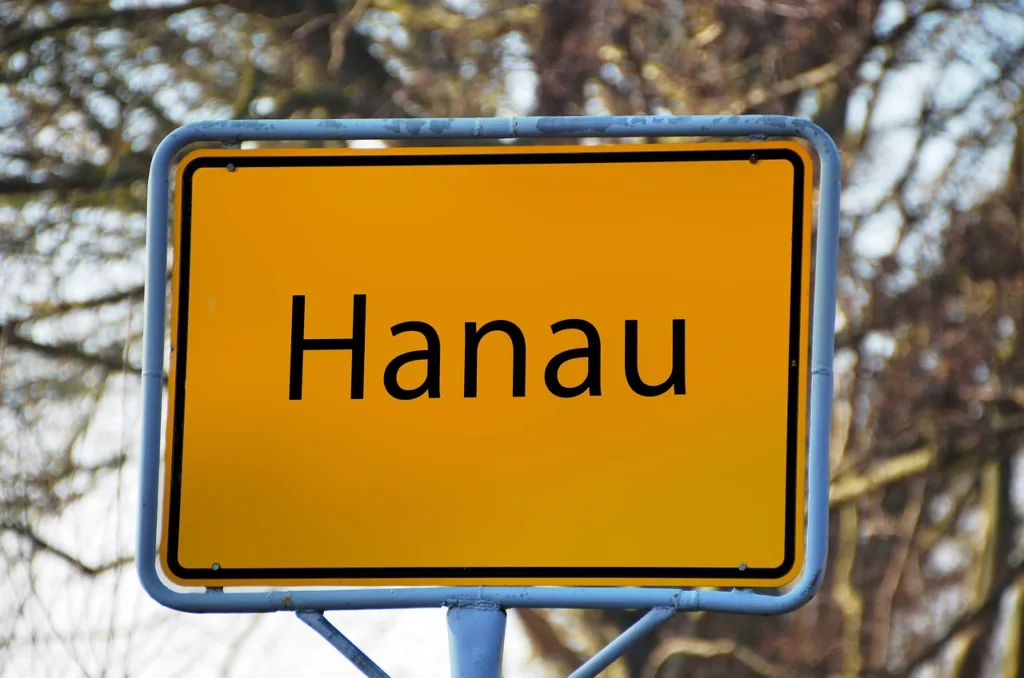 place-name sign, hanau, hesse-4866536.jpg