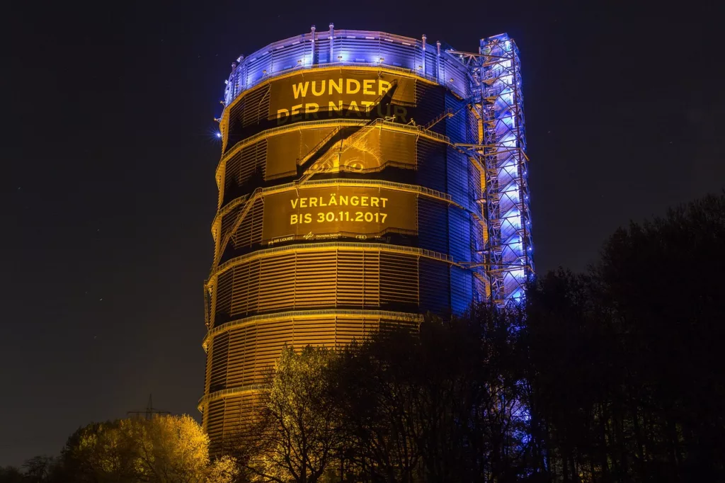 gasometer, oberhausen, north rhine westphalia-2256903.jpg